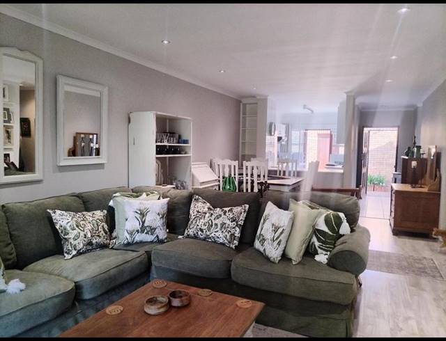 3 BEDROOM PROPERTY TO RENT IN TYGER VALLEY